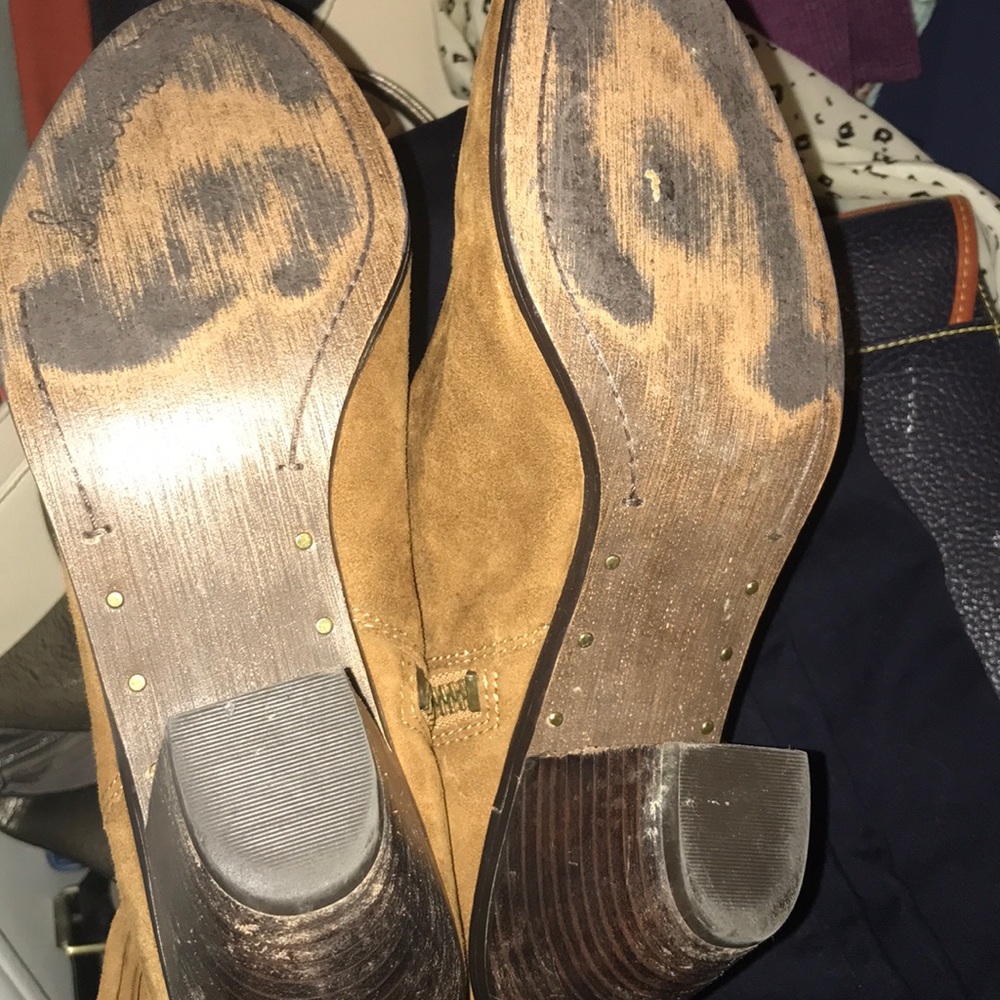 Tassel Booties - Picture 3 of 3